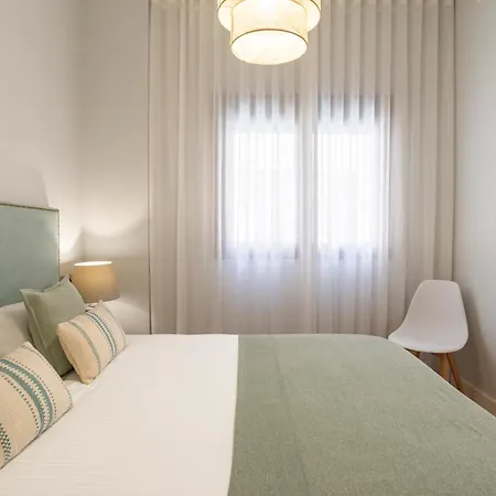 Souviron & Old Town By Ele Apartment *